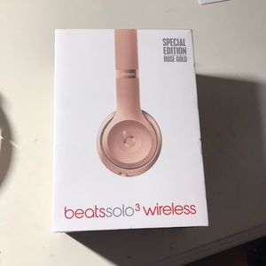 Beats solo 3 (wireless) BRAND NEW